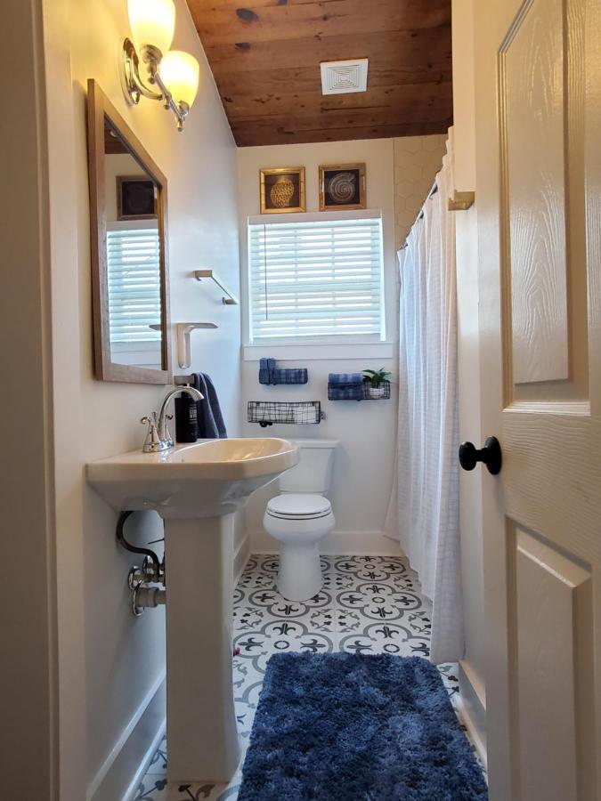 New! Fully Restored 1930S Beach Bungalow Galveston Exterior photo